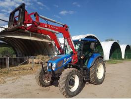 New Holland TD5.95 traktor homlokrakodóval