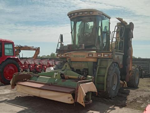 Krone Big M II. fűkasza+3 db szárzúzó adapter, 2005-ös évjáratú Krone Big M II. fűkasza+3 db szárzúzó adapter, 2005-ös évjáratú