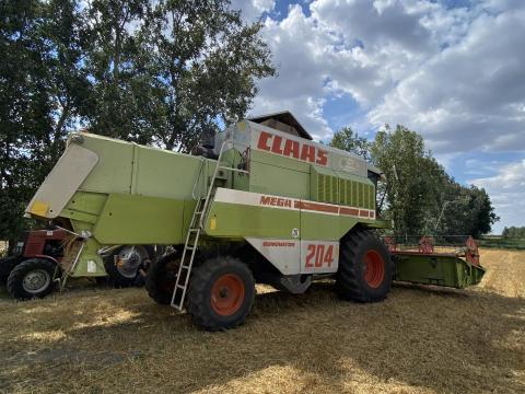 Claas Mega 204