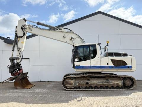 Liebherr R924WLC / 2016 / 10 936 üzemóra / Lízing 20%-tól