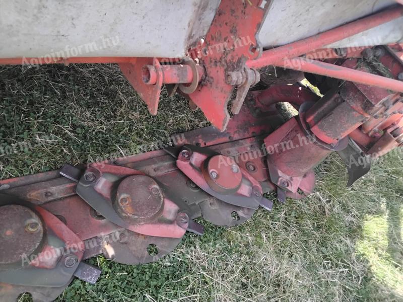 Kuhn 285cmes disces fűkasza