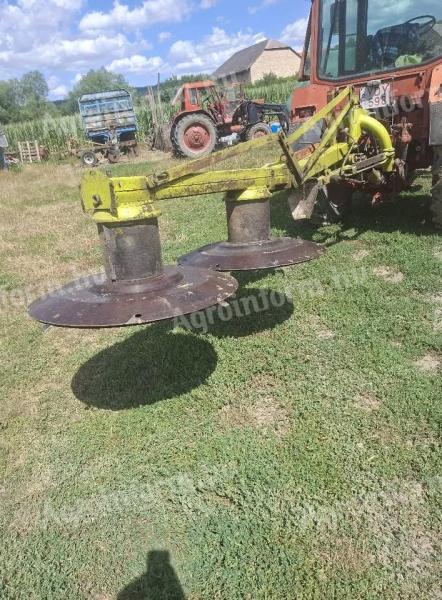 Claas Corto 210