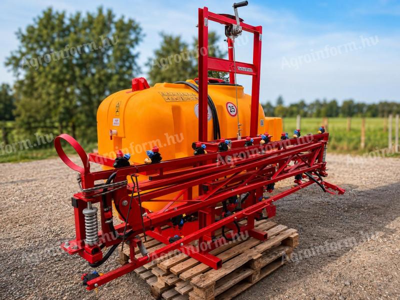 Schriffert 600 literes, 12 méteres függesztett permetező