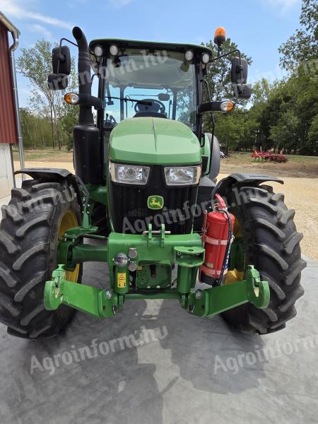 John Deere 5100M