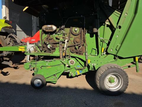 Krone Comprima F 155 XC körbálázó Krone Comprima F 155 XC körbálázó