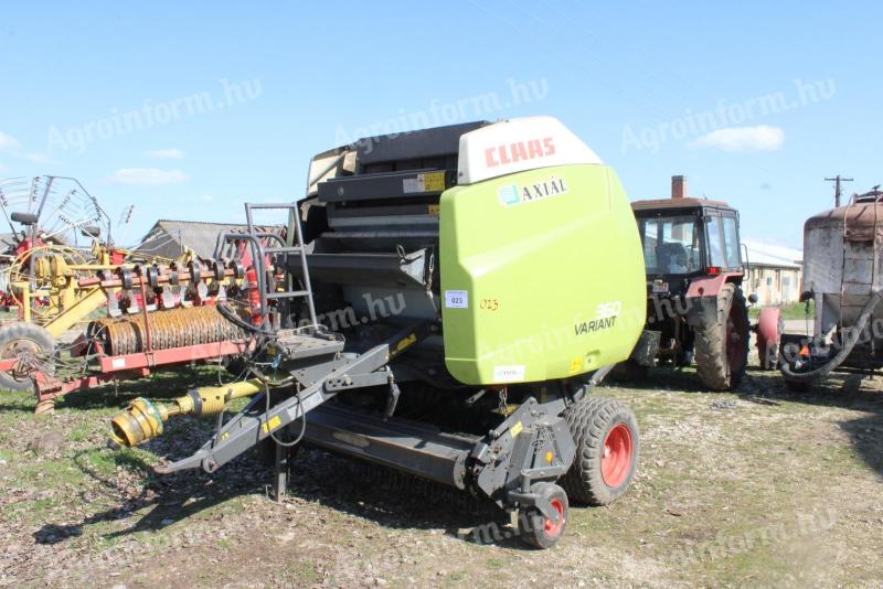 CLAAS Variant 360 bálázó