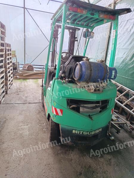 Mitsubishi FG15N gázos targonca