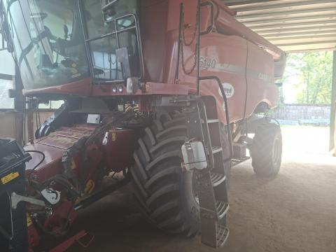Case IH Axial-Flow 6140 Case IH Axial-Flow 6140