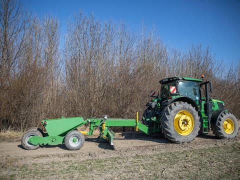 MUM GÉP MVG 300 vontatott gréder