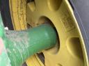 John Deere 8330