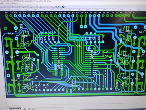 Traktorok elektromos rendszerének teljes modernizálása kábelcsökkentéssel Traktorok elektromos rendszerének teljes modernizálása kábelcsökkentéssel