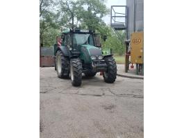 Valtra N111, 124 lóerős, sorba befér
