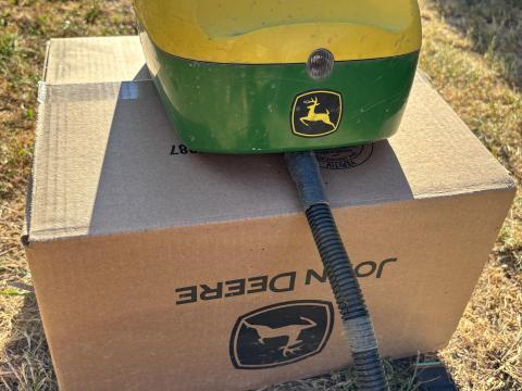 John Deere Starfire 6000 antenna John Deere Starfire 6000 antenna
