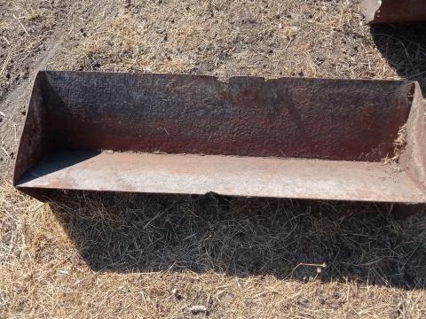 110 cm hosszú etető, itató vályú eladó Kiskunfélegyházán (javításra szorul) 110 cm hosszú etető, itató vályú eladó Kiskunfélegyházán (javításra szorul)