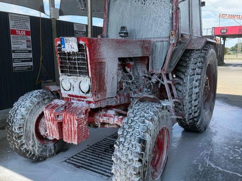 MTZ BELARUS 82 MTZ BELARUS 82