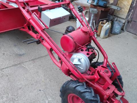 MF70 kistraktor MF70 kistraktor