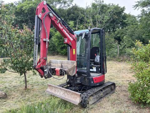 Yanmar Vio27-6 kiegészítőkkel Yanmar Vio27-6 kiegészítőkkel