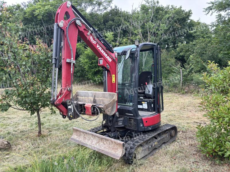 Yanmar Vio27-6 kiegészítőkkel