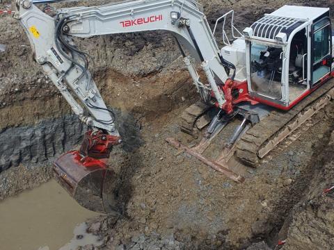 Takeuchi TB1140 lánctalpas kotró