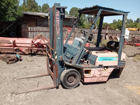 Komatsu FG 15L 1,5 tonnás gázos targonca bontott alkatrészek Komatsu FG 15L 1,5 tonnás gázos targonca bontott alkatrészek