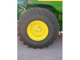 800/65 R 32 gumik eladók