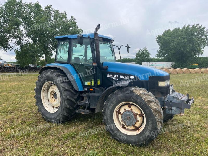 Newholland 8560
