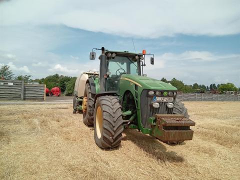 John Deere 8530-as, 2009-es évjáratú, 360 LE John Deere 8530-as, 2009-es évjáratú, 360 LE
