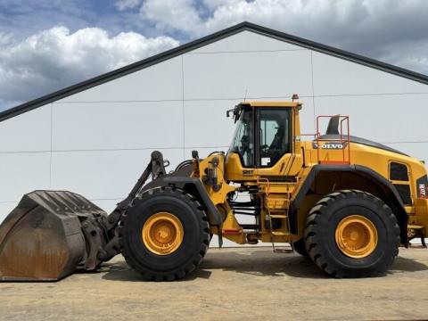 Volvo L220H / 2017 / 13 110 üzemóra / Lízing 20%-tól Volvo L220H / 2017 / 13 110 üzemóra / Lízing 20%-tól