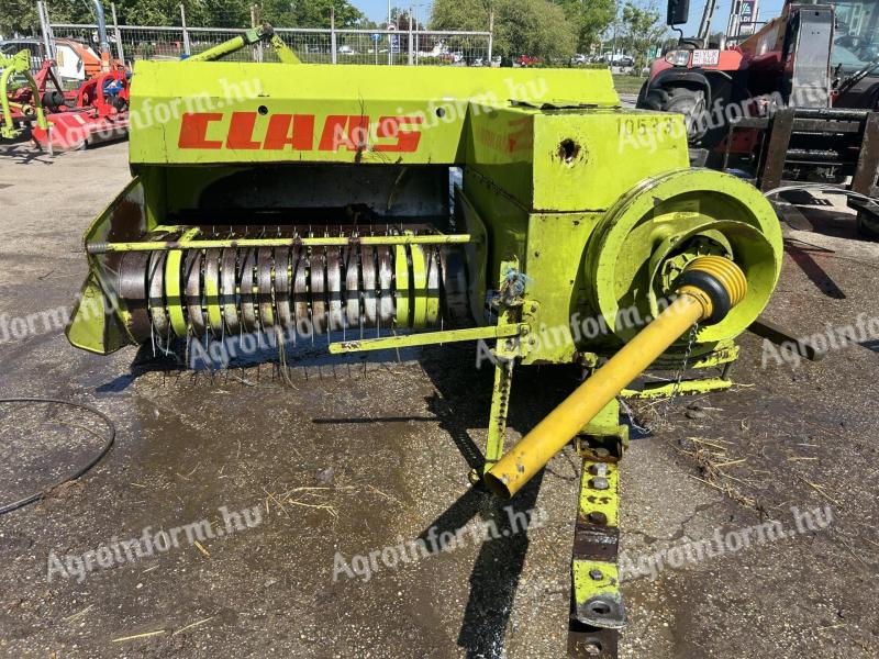 Claas Markant 50 kiskocka bálázó