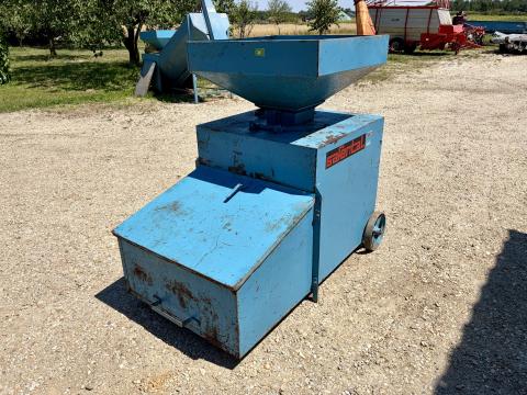 Nagy teljesítményű terménydaràló Safental 7,5 kw