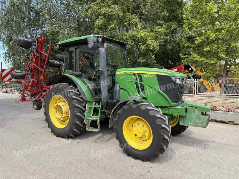 John Deere 6100MC traktor eladó