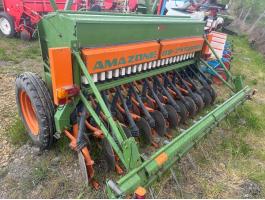 AMAZONE D8 - 25, 2,5 MÉTERES TÁRCSÁS VETŐGÉP. APRÓMAG VETÉSÉRE IS