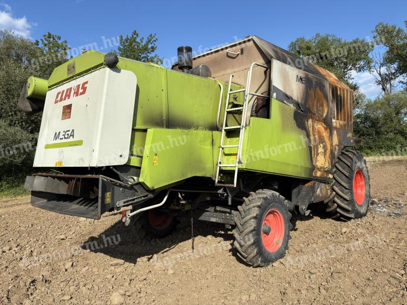 CLAAS Mega