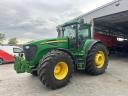 John Deere 7920