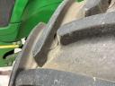 John Deere 7920