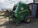 John Deere V451 M