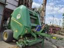 John Deere V451 M