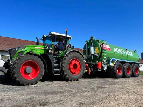 Új Agromax 27 m³ (27 000 l) tridem szippantó, tartálykocsi Új Agromax 27 m³ (27 000 l) tridem szippantó, tartálykocsi