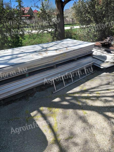 Cementkötésű lap