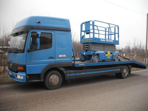 Mercedes Atego Autómentő