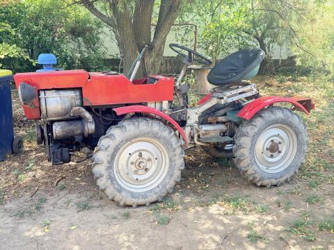 TZ4K traktor TZ4K traktor