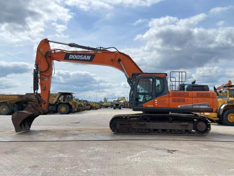 Doosan DX300LC-5 / 2017 / 5979 üzemóra / Lízing 20%-tól Doosan DX300LC-5 / 2017 / 5979 üzemóra / Lízing 20%-tól