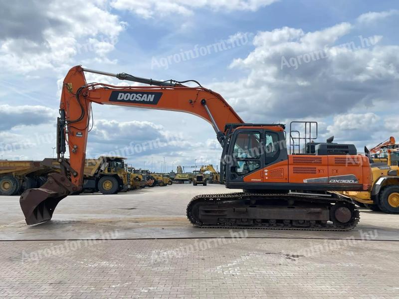 Doosan DX300LC-5 / 2017 / 5979 üzemóra / Lízing 20%-tól