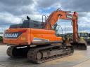 Doosan DX300LC-5 / 2017 / 5979 üzemóra / Lízing 20%-tól
