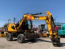 JCB JS145 + Engcon Rototilt gumikerekes kotró