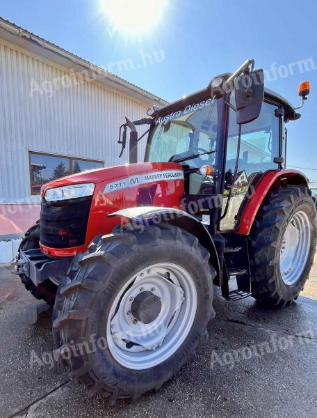 Massey Ferguson 5711 M