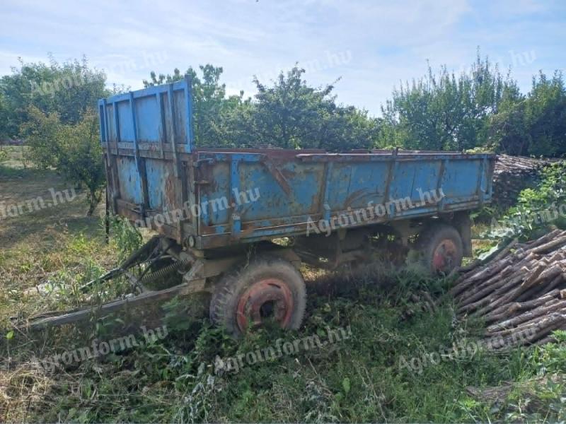 Kéttengelyes mezőgazdasági pótkocsi eladó
