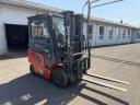 Heli elektormos homlokvillás targonca
