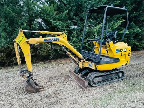 Komatsu PC12R minikotró / árokásó eladó – 2007, törhető gém, 3187 üzemóra Komatsu PC12R minikotró / árokásó eladó – 2007, törhető gém, 3187 üzemóra