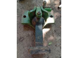 John Deere alkatrészek eladók